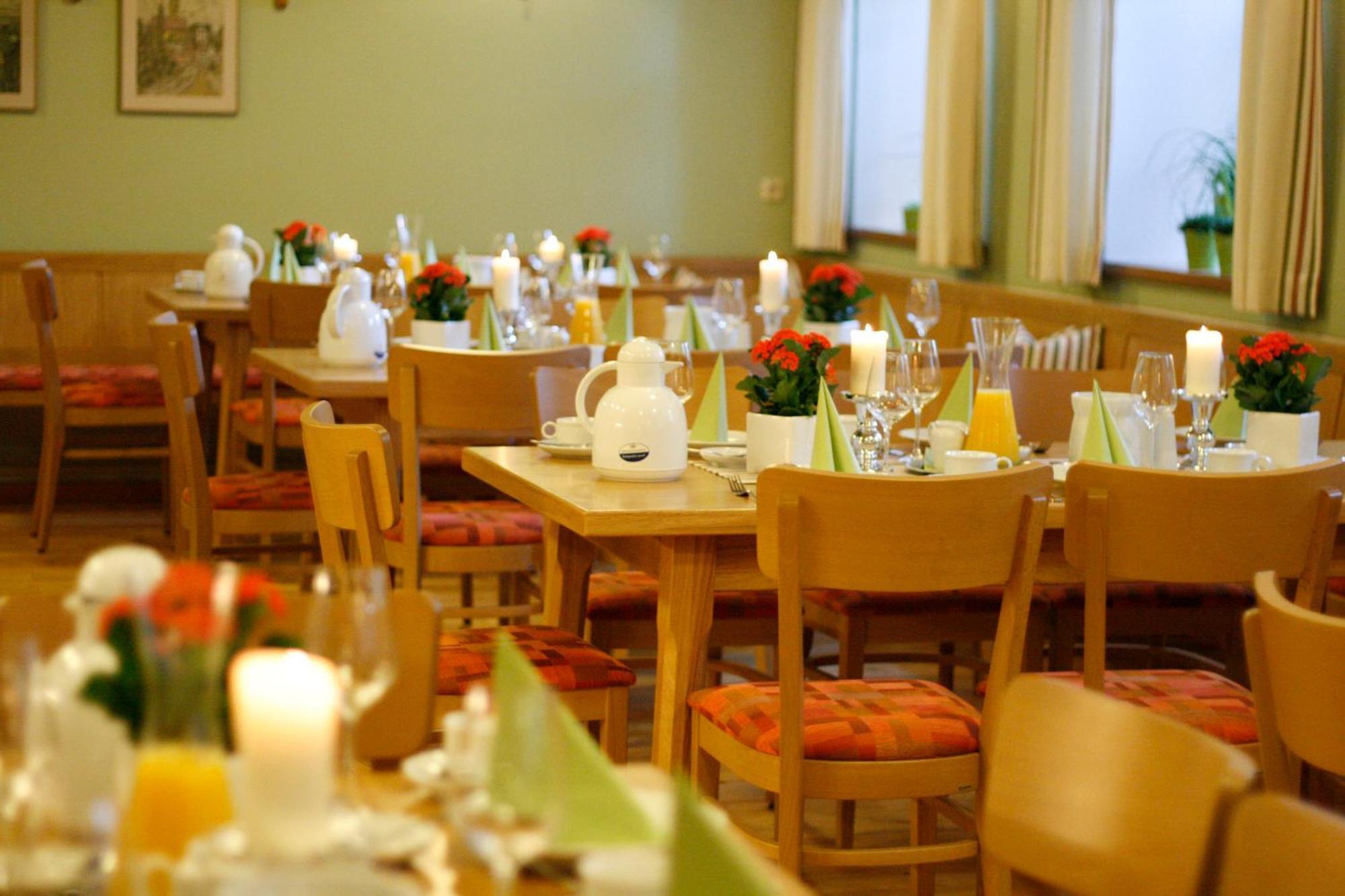 Hotel Gasthof Zur Post Bärnau Eksteriør billede